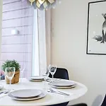Apartament Hostit Arctic 68 *