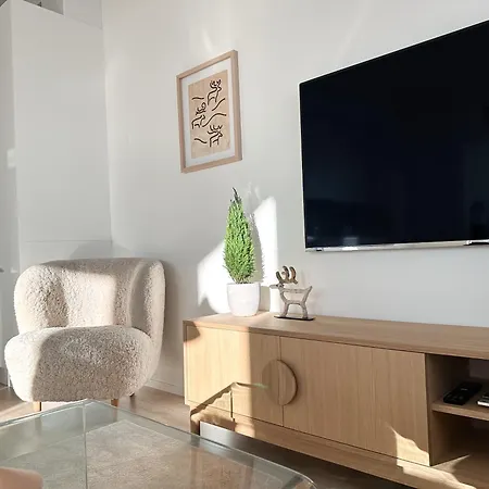 Hostit Arctic Apartment