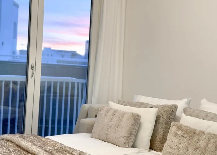 Hostit Arctic By Booklapland *