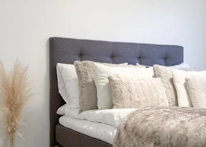 Hostit Arctic By Booklapland Rovaniemi